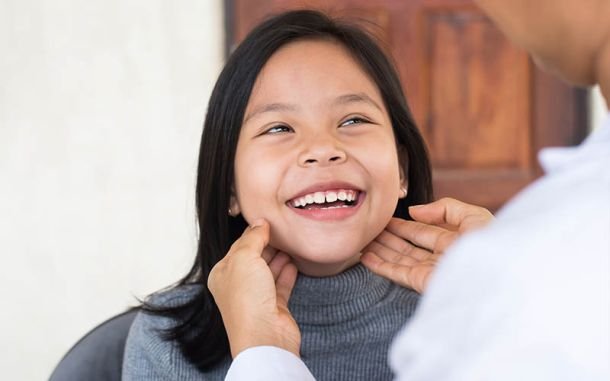 Anginas y Adenoides | Otorriniolaringólogo Pediatra | Dr. Jesús Avelar  